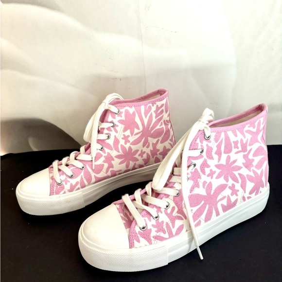 American Eagle sneakers - Picture 2 of 11